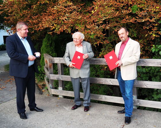 MDB Andreas Schwarz,Jubilar Rudi Peterhänsel,1.Vorstand Reiner Schmitt